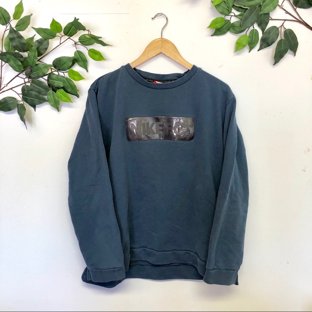 Nike F.C. Barcelona crew